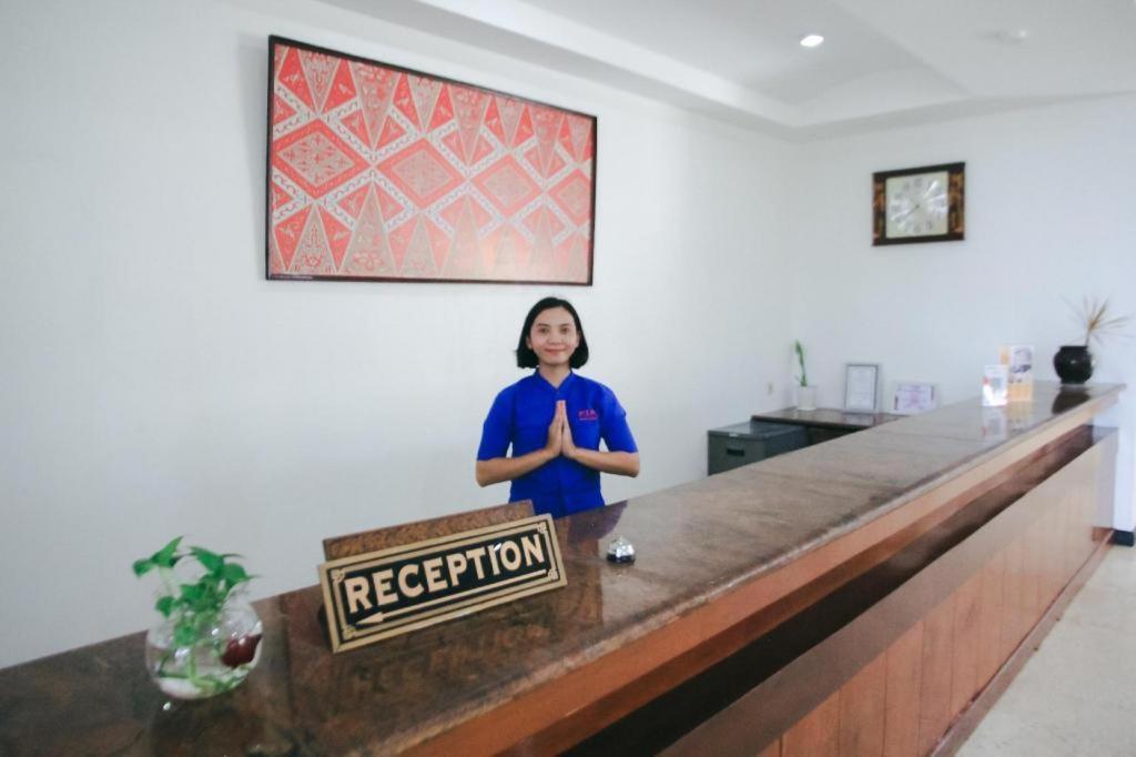 Pia Hotel Pangkalpinang Pangkalan Baru Bagian luar foto