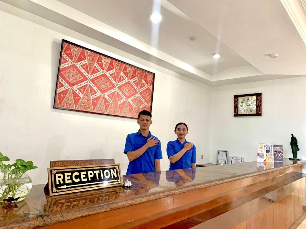 Pia Hotel Pangkalpinang Pangkalan Baru Bagian luar foto